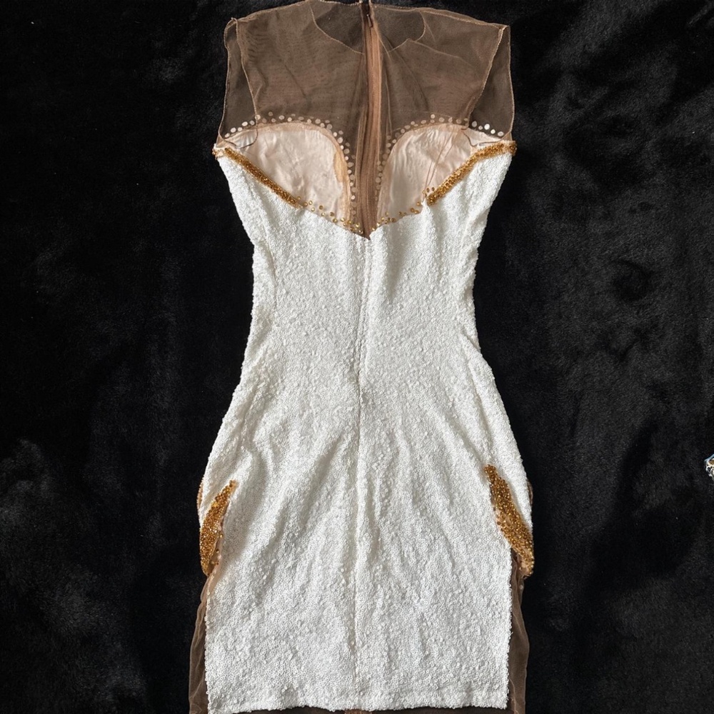 Custom dress - Picture 3 of 3